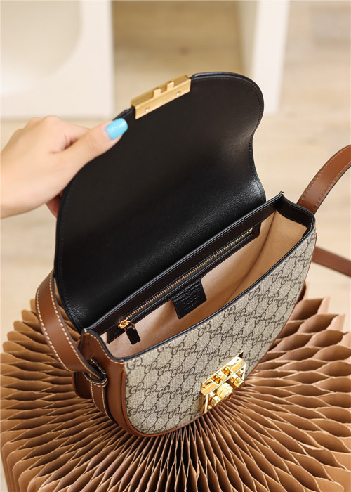 Gunstig Fake Kaufen gucci padlock saddle small bag Bestellen Reduziert Deutschland China Nachnahme Shop Online Turkei Yves Saint Laurent T Shirt Taschen Golden Goose Outlet Pinko Verkaufen VERSACE Deu...